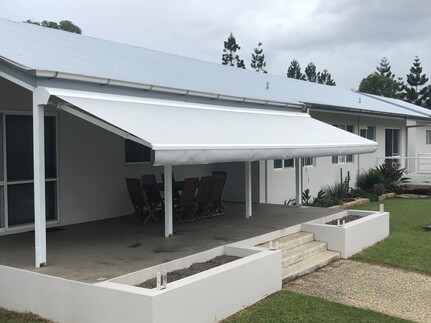 Fold Arm Awning - Silverton