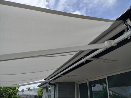 Motorised Fold Arm Awning - Parkhurst